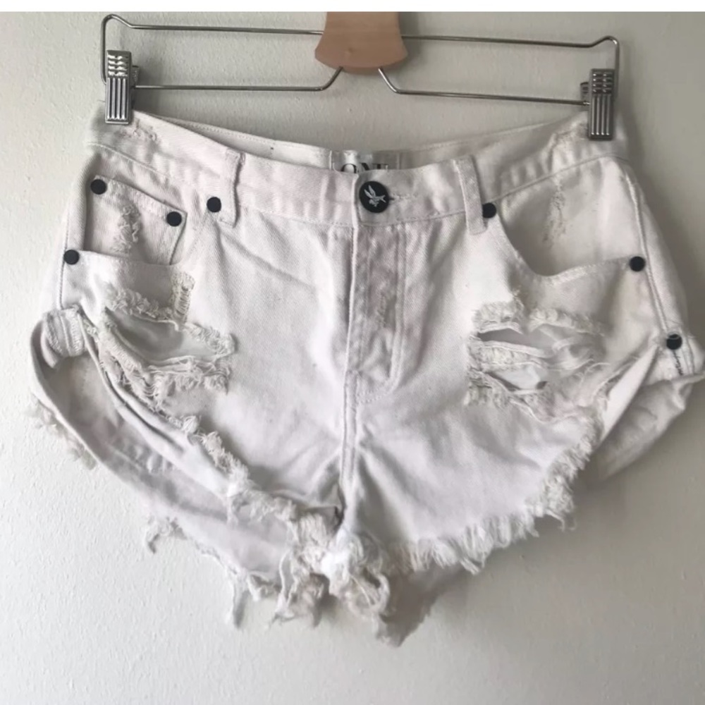 Oneteaspoon distressed shorts .